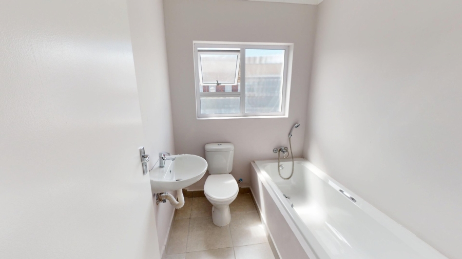 3 Bedroom Property for Sale in Athlone Western Cape
